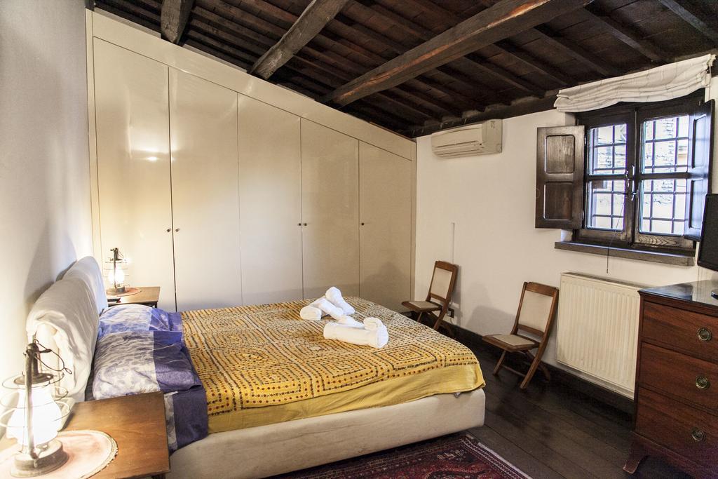 Apartment Via Giulia Dreamy Attic Rom